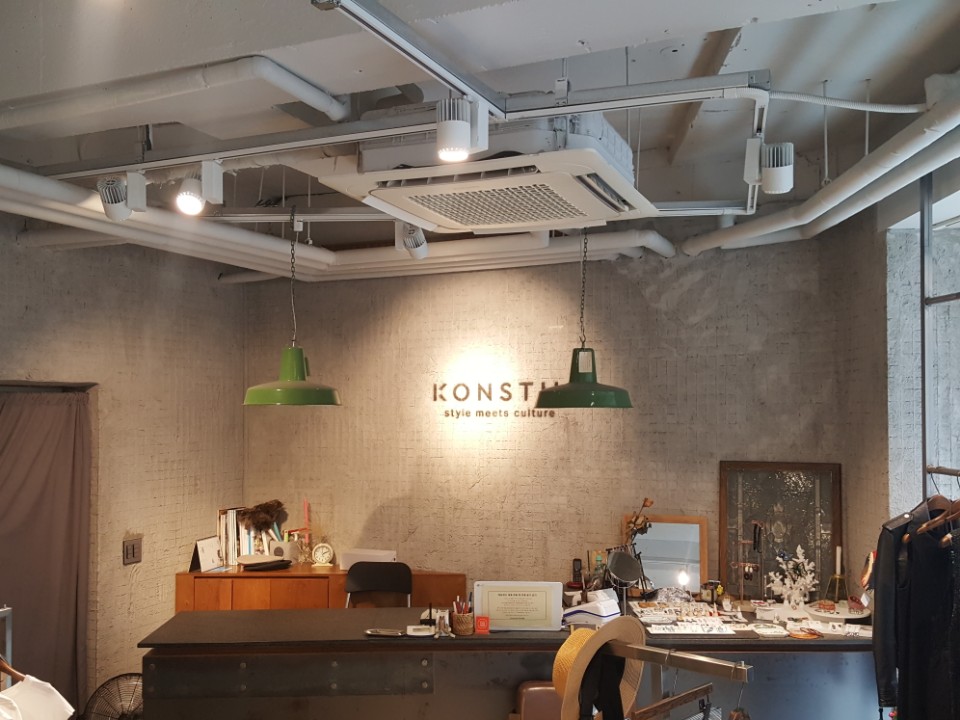  에이치앤에스코리아  판매직 - 콘스틸 - [가로수길] 주5일제 / 이쁜... 샵마넷  에이치앤에스코리아 - 콘스틸 - [가로수길] 주5일제 / 이쁜... 